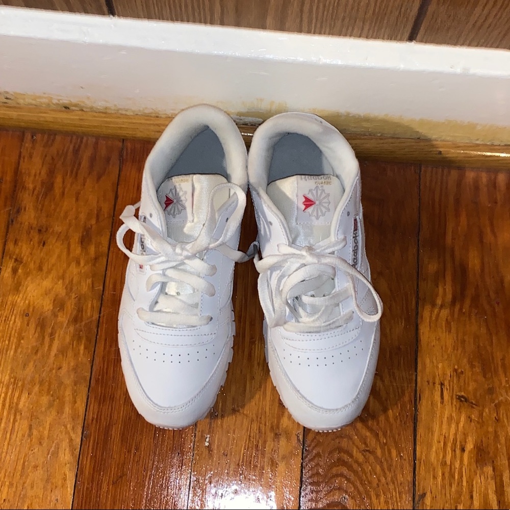 School Boy White Classic Reebok Sneakers